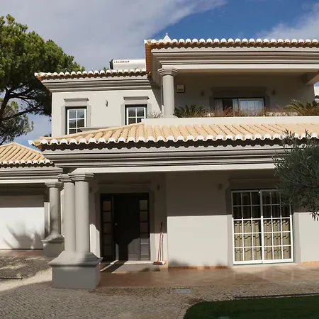 Charming Exceptional Golf In Algarve Villa